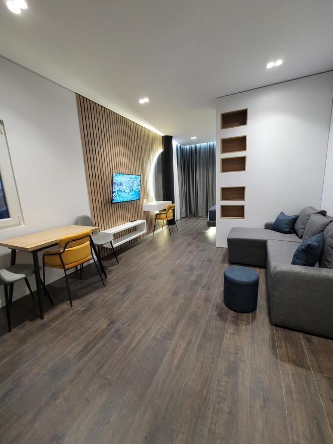 Jani Studio Apartments Гирокастра Экстерьер фото