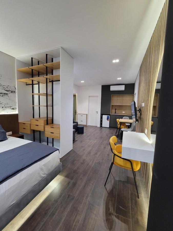 Jani Studio Apartments Гирокастра Экстерьер фото