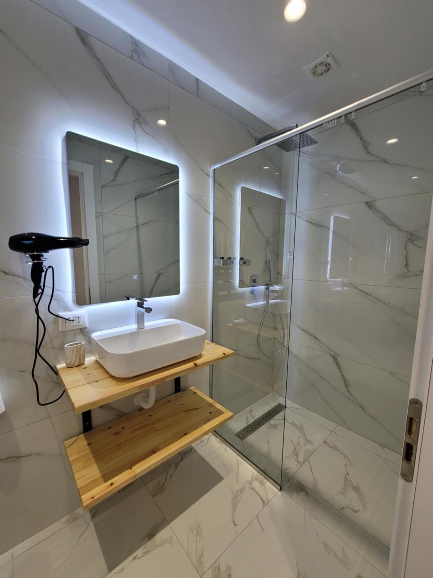 Jani Studio Apartments Гирокастра Экстерьер фото
