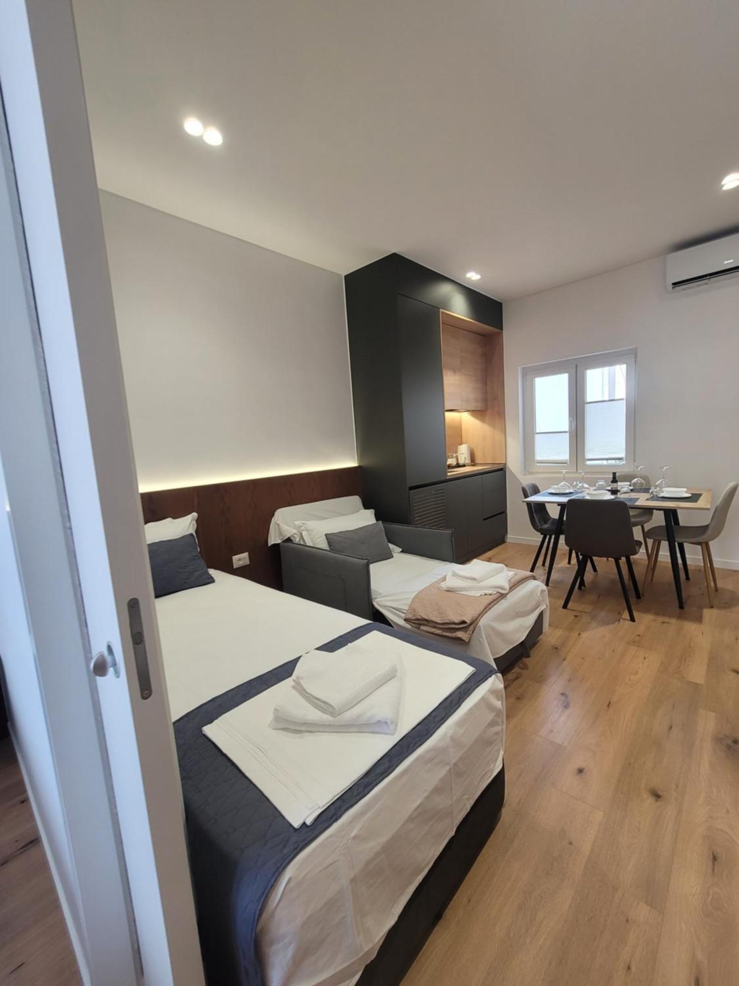 Jani Studio Apartments Гирокастра Номер фото